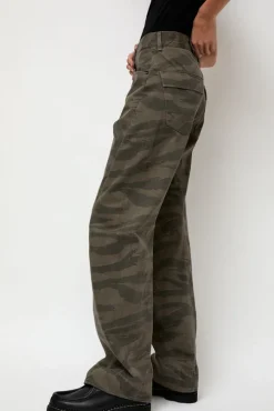 Full Twisted Seam Pant in Bark