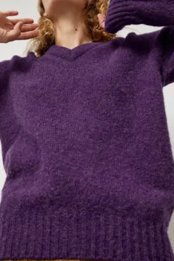 Future Memories V Neck Sweater in Lavender