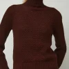 Gabe Turtleneck in Berry