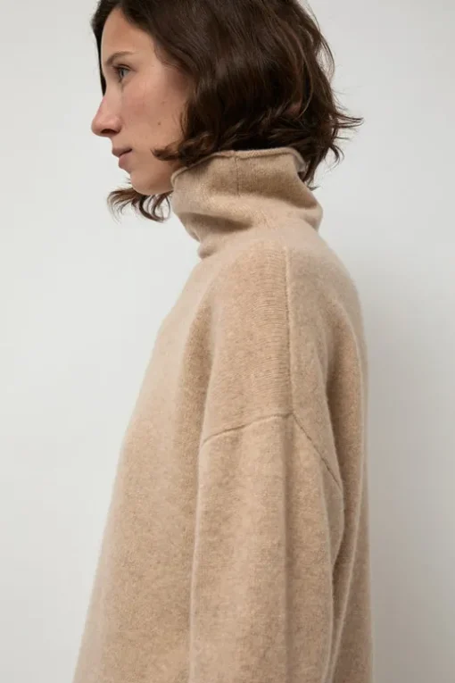 Gal Sweater in Linen