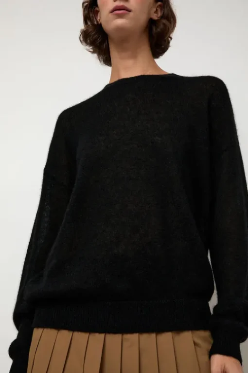 Gauzy Crew in Black