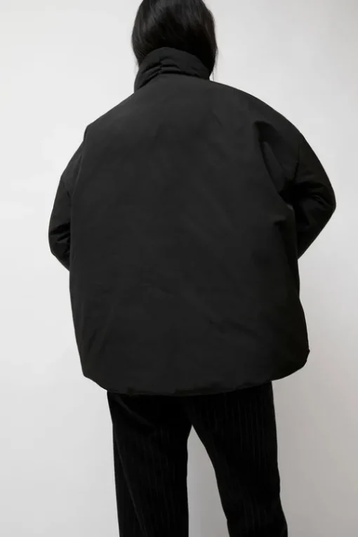 Grand Jacket in Black