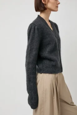 Grandma Cardigan in Dark Green