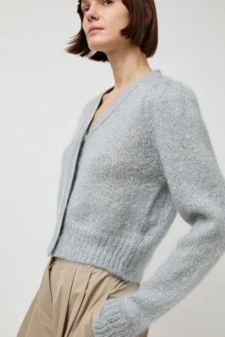 Grandma Cardigan in Light Mint