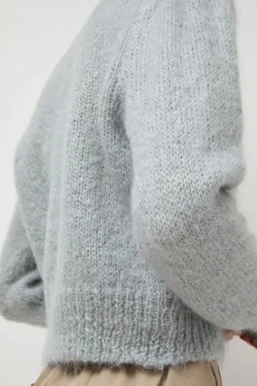 Grandma Cardigan in Light Mint