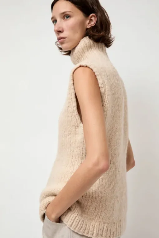 Handknit Peplum Shell in Alabaster