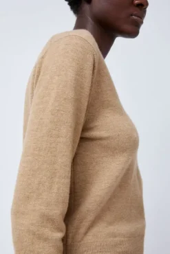 Hany Cashmere Knit in Camel