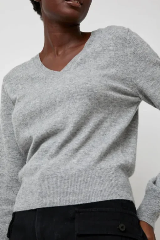 Hany Cashmere Knit in Gray