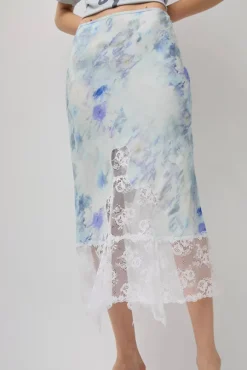 Hiss Skirt in Sky Shadow Floral