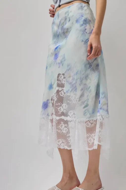Hiss Skirt in Sky Shadow Floral