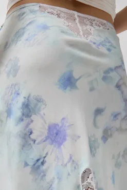 Hiss Skirt in Sky Shadow Floral