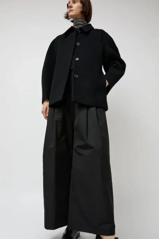 Hourglass Half Coat in Black