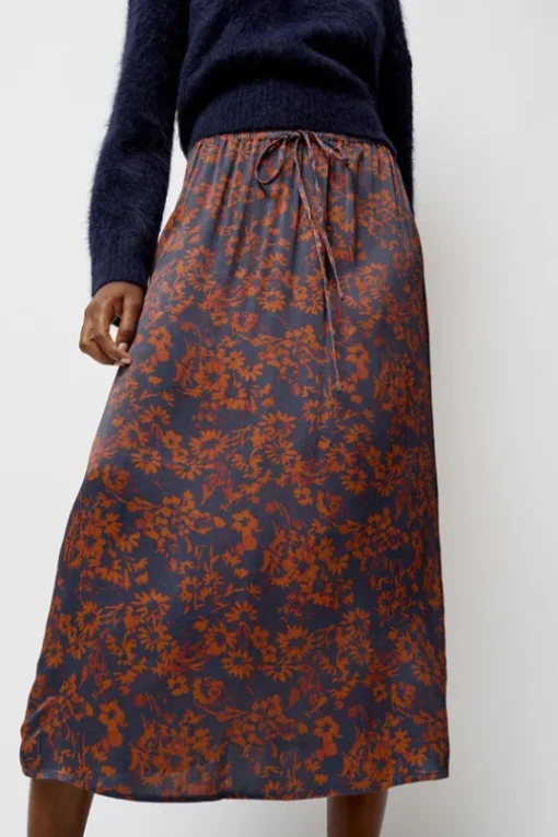 Inez Skirt in Rust and Navy Garden