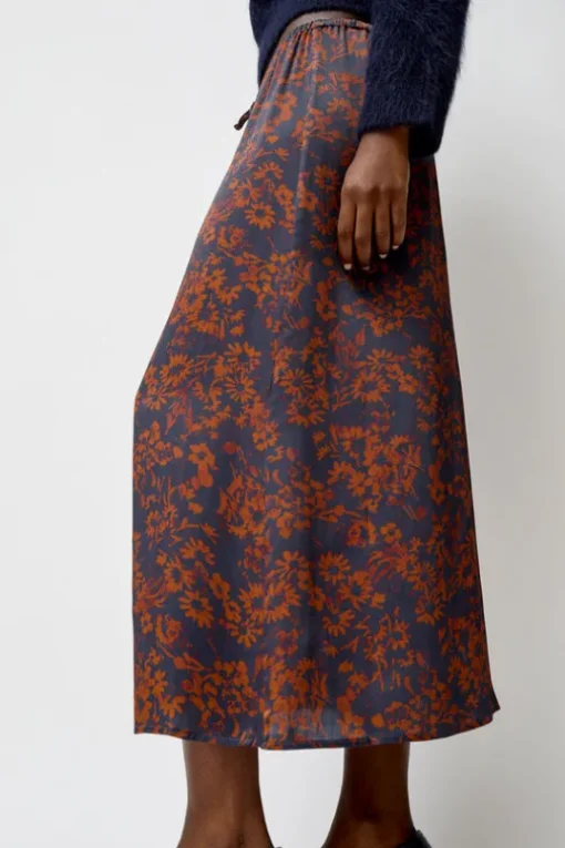 Inez Skirt in Rust and Navy Garden
