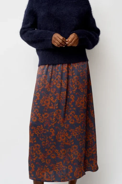 Inez Skirt in Rust and Navy Garden