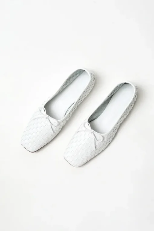 Jada Woven Ballet Flat in White