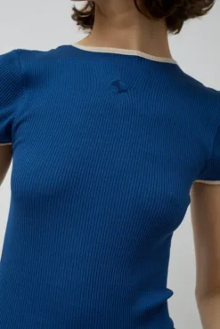 Jaya Seamless Top in Navy
