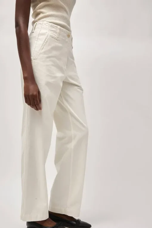 Jeff Chino Pants in White