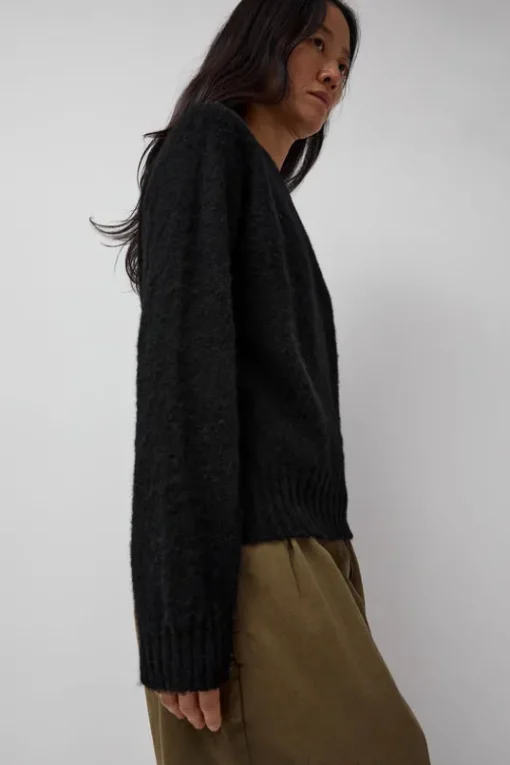 Jets Crew Knit in Black