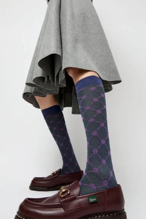 Knee High Clover Patterned Socks in Bluette