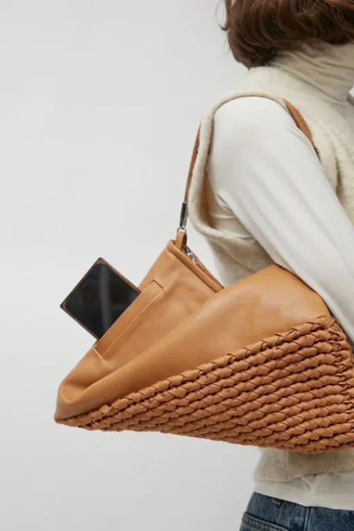 Knit Twisterette Bag in Natural Brown