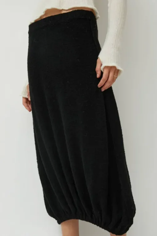 Kokoro Skirt in Black