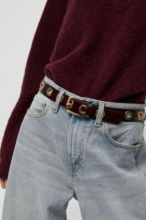La Grande Keller Crispy Belt in Crispy Cerise Noire