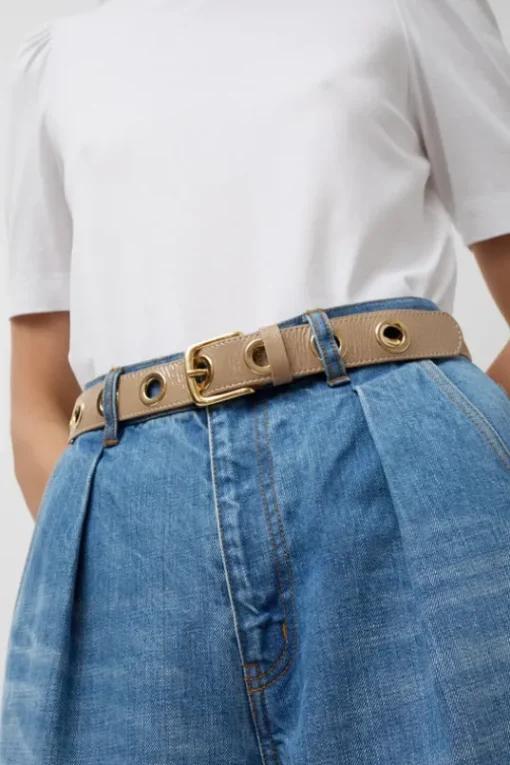 La Grande Keller Crispy Belt in Crispy Marron Beige