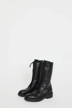 Lace Up Crepe Sole Boot in Nero