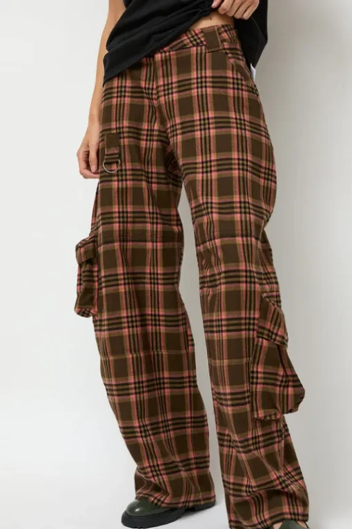 Lawn Cargo in Pink Brown Plaid