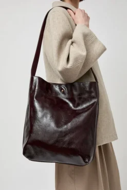 Le Enzo Crispy Bag in Bordeaux and Crispy Cerise Noire