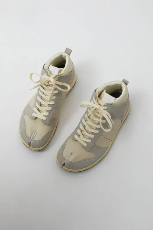 Leap Trainer in White