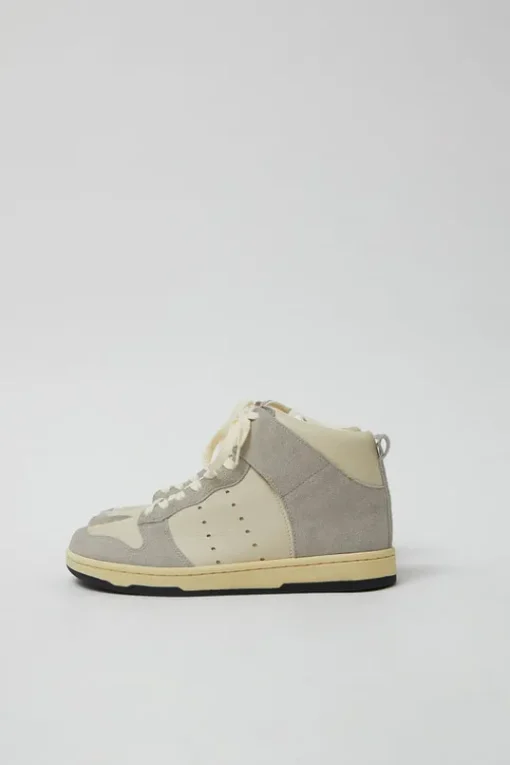 Leap Trainer in White