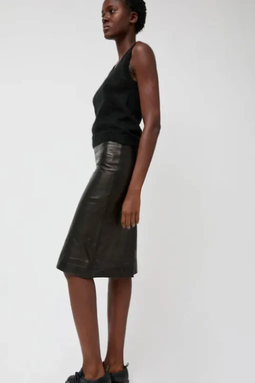 Leather Midi Skirt in Black