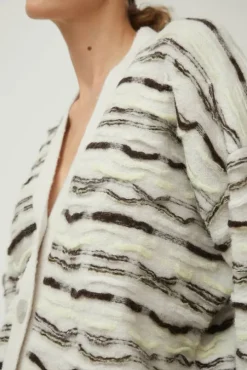 Lio Cardigan in Salt