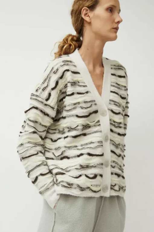Lio Cardigan in Salt
