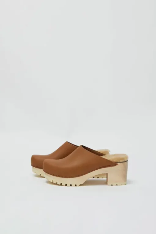 Liza Clog on Mid Tread in Palomino with Ink Aviator Shearling