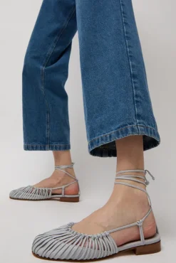 Mantera Sandal in Fog Grey