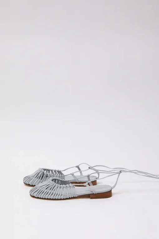 Mantera Sandal in Fog Grey