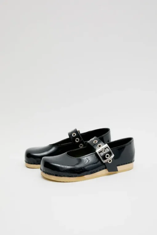 Maryjane Clog on Flat Bendable Base in Navy Patent