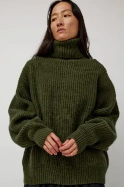 Mea Turtleneck in Forest