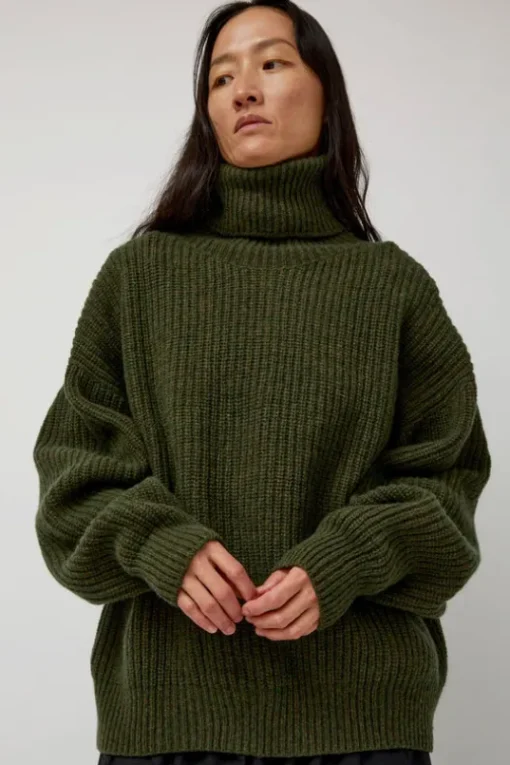 Mea Turtleneck in Forest