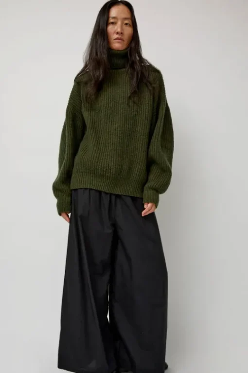 Mea Turtleneck in Forest