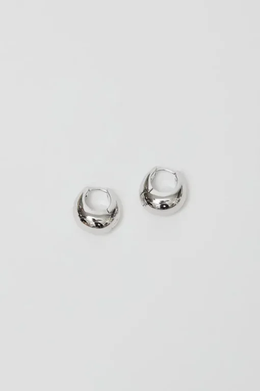 Medium Volume Waterdrop One Touch Earrings in Silver