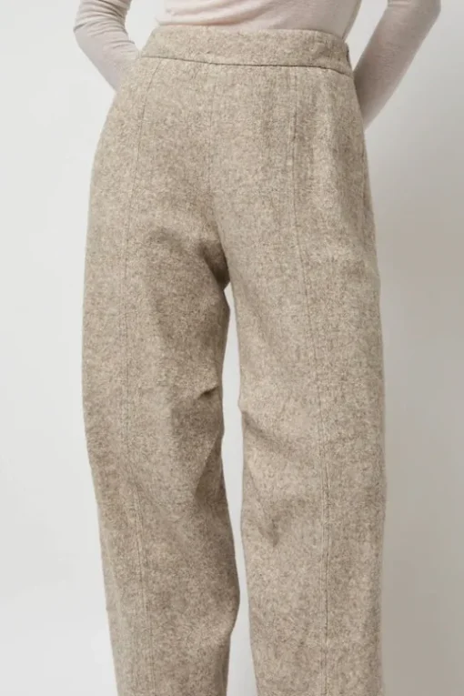 Melange Wool Blend Curve Pants in Ivory
