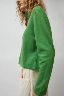 Merino Turtleneck Sweater in Herba