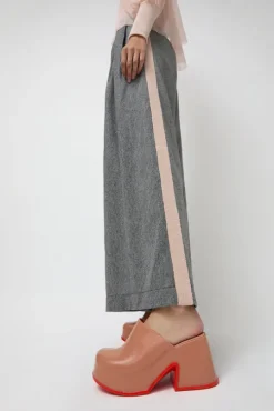 Mia Mule in Brown and Red