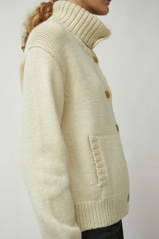 Mila Cardigan in Ivory