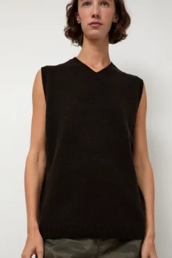 Milano Vest in Ebony