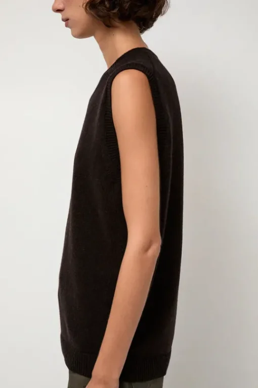 Milano Vest in Ebony
